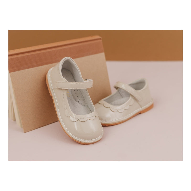 Violette Mary Jane - Patent Cream