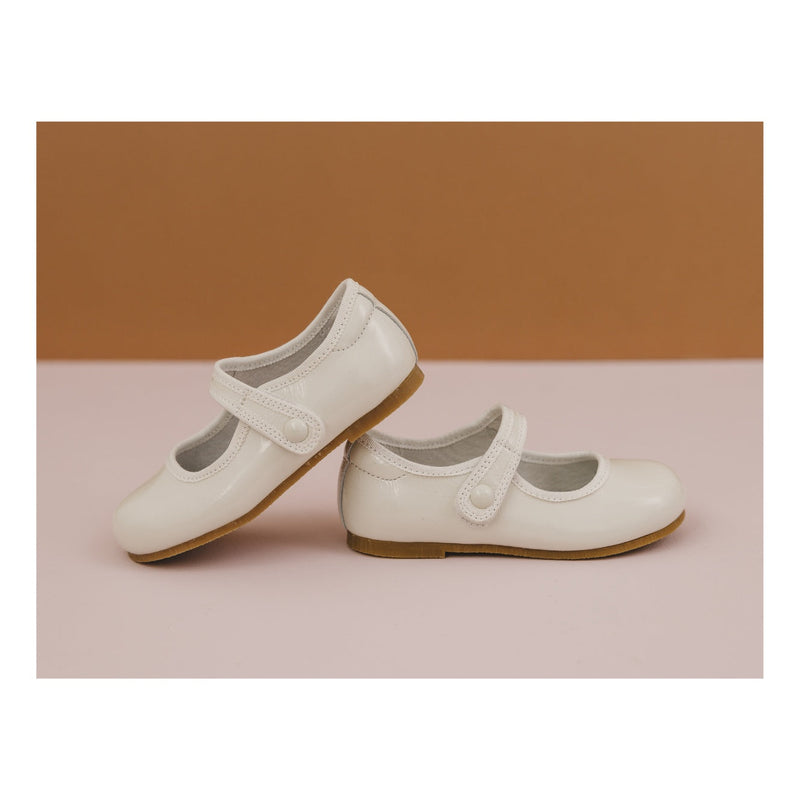 Renata Flat Shoe